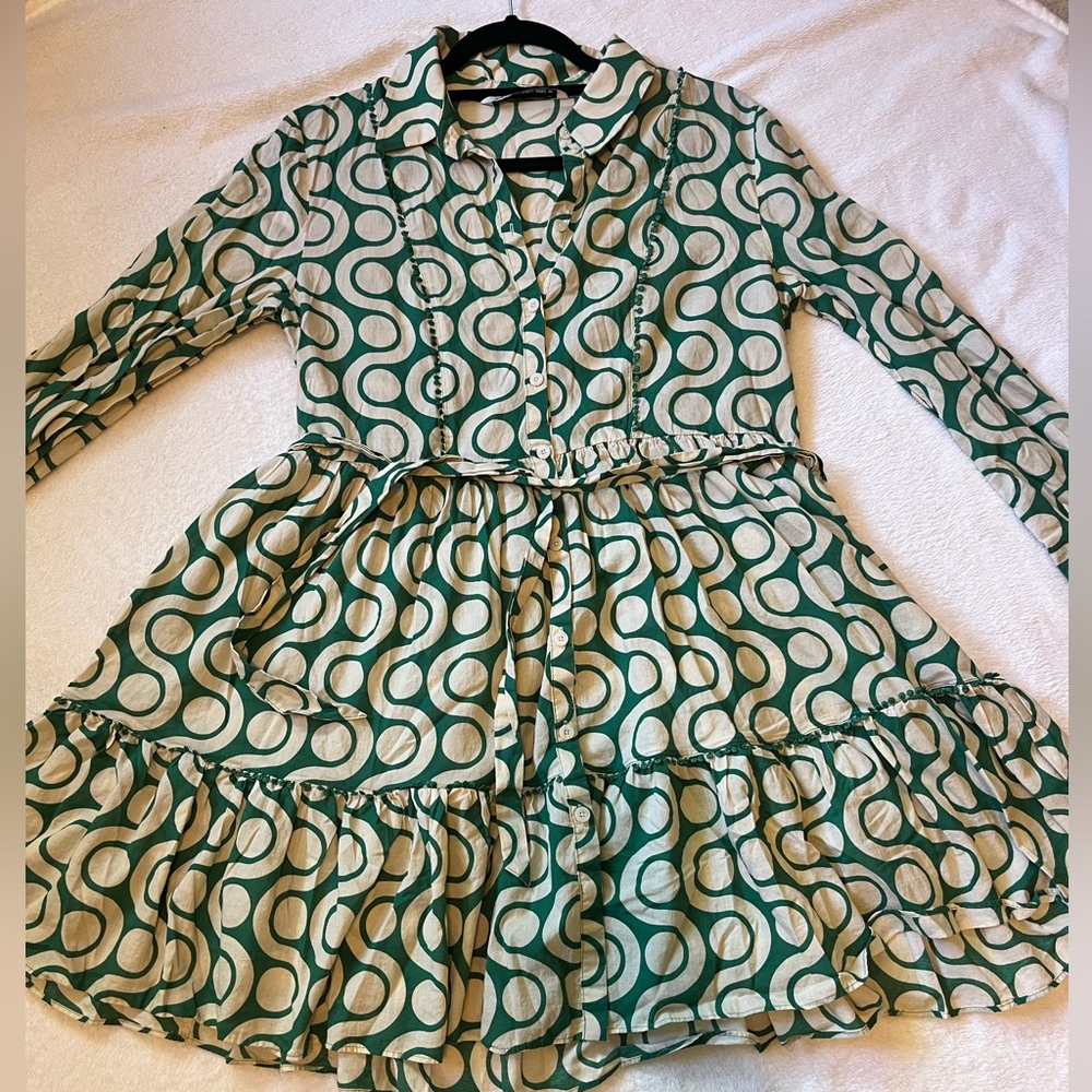 Zara Green and Cream Patterned womens Dress size large